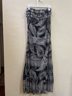 Eyelash Couture Paisley Maxi Dress